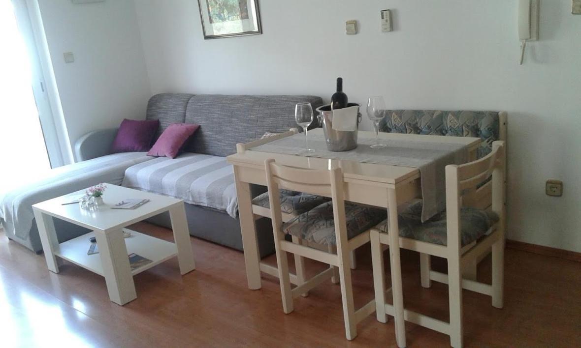 קלק Apartman Loza מראה חיצוני תמונה